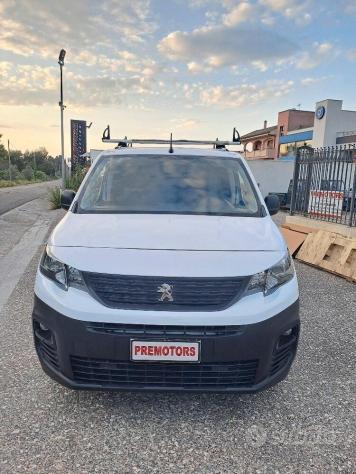 Peugeot partenr l2 2019 3 posti attrezzato km10300 - Foto 2