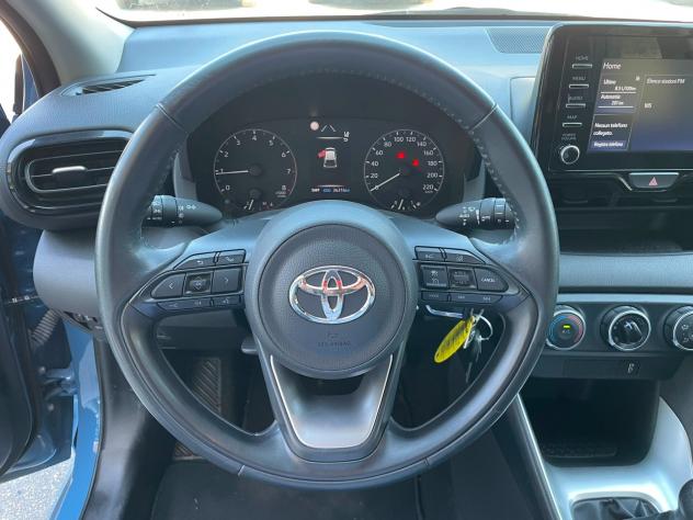 TOYOTA YARIS 1.0 ACTIVE 5P 72cv - Foto 10