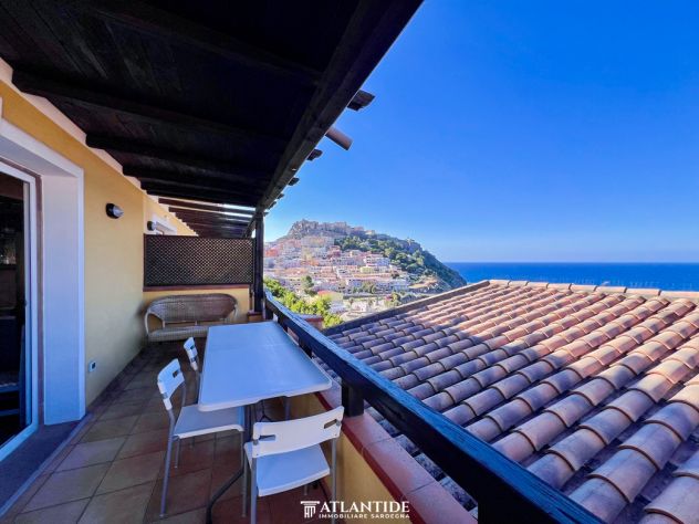 ESCLUSIVO TRILOCALE CON VERANDA VISTA MARE A CASTELSARDO - Foto 4