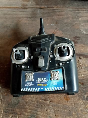 per principianti vendo Drone pieghevole custodia rig eliche di ricambio. - Foto 3