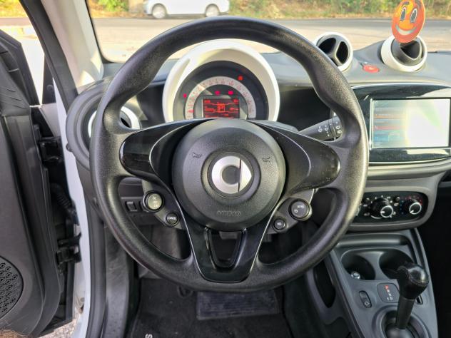 Smart ForTwo 70 1.0 Youngster E6 Automatico NEO 2016 - Foto 8