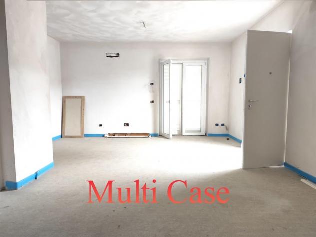 VILLETTA NUOVA IN CLASSE A CON GIARDINO E TAVERNA - CAPEZZANO PIANORE (LU) - A 10 MINUTI DAL MARE - Foto 12