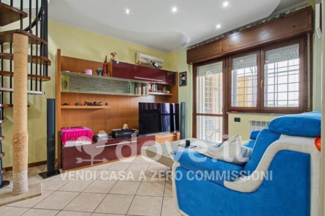 Appartamento di 85 m² con 3 locali e box auto in vendita a Roma