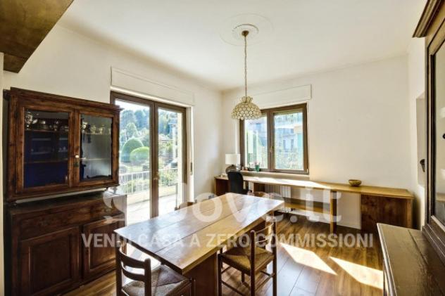 Villa di 250 m² con più di 5 locali e posto auto in vendita a Varese - Foto 17