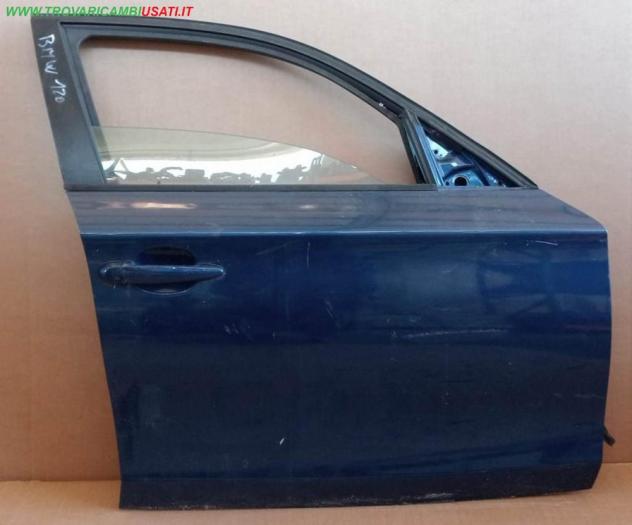 PORTA ANT.D. BLU MET. C/ALZ. E SERR. 999-U65576 Carrozzeria  Lamierati esterni  Porte  Porta ant. dx. BMW - SERIE 1 E87 5 PORTE - 2004  2007, BMW - SE