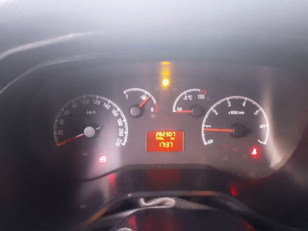 Opel Combo 1.3 mtj 90cv passo corto. - Foto 6