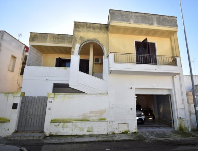 casa indipendente in vendita a Salice Salentino