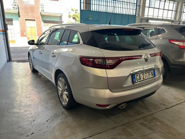 Renault Mane Sporter TCe 140 CV EDC Intens - Foto 5