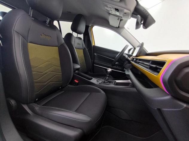 Jeep Avenger 1.2 Turbo 100 CV Summit - Foto 3