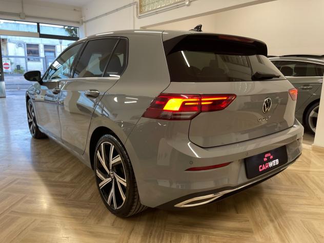 VOLKSWAGEN GOLF 8 Style 150cv 2023 - Foto 6