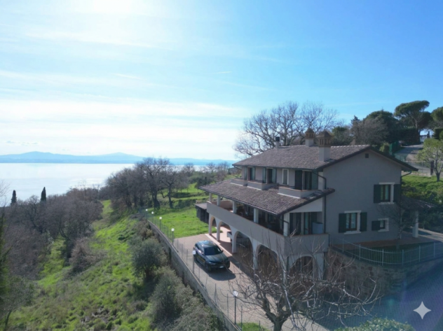 Villa in Vendita a Passignano sul Trasimeno - Foto 2