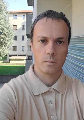 Cerco lavoro come Operaio impiegato magazziniere
