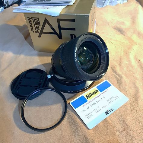 Nikon AF Nikkor 28mm F.1,4D (ottica eccezionale e rarissima, un gioiello) - Foto 5