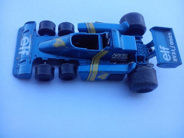 automodello TYRRELL formula uno
