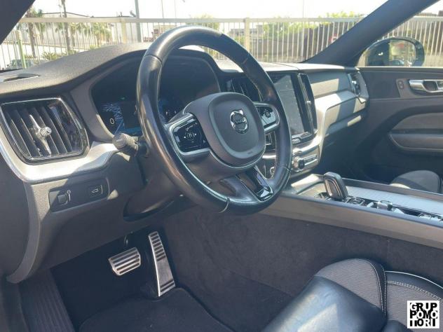 VOLVO - XC60 - B4 AWD Geartronic R-design - Foto 10