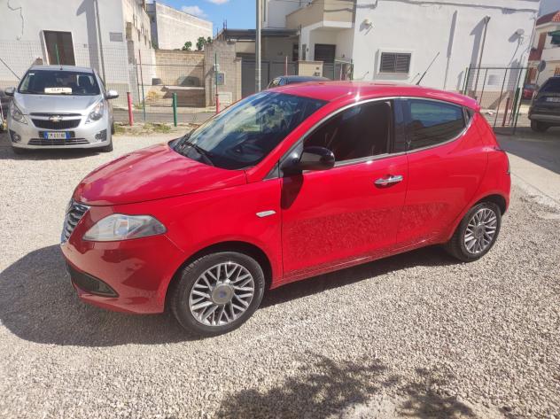 Lancia Ypsilon 1.2 69 CV 5 porte S&S Gold