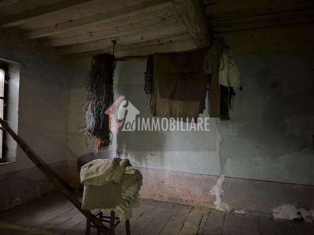 CASA SEMINDIPENDENTE CON AMPIO RUSTICO E GIARIDNO INTERNO - Foto 19