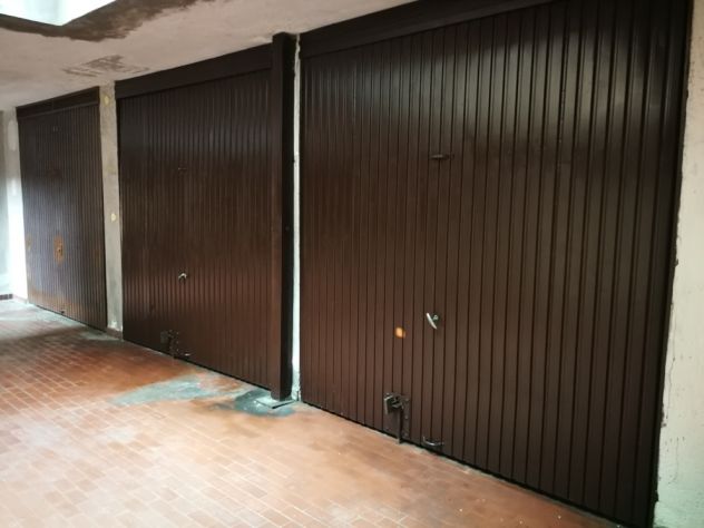 Rozzano Privato. Affitta Box in ottimo stato Garage, box, - Foto 4