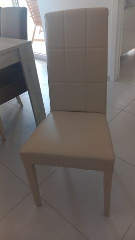 Tavolo allungabile+ 6 Sedie Imbottite