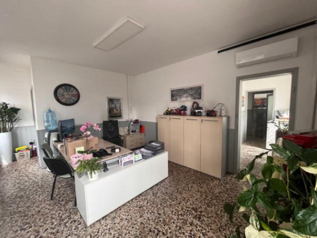 Immobile di 2100 m² con 3 locali in affitto a Castegnato - Foto 14