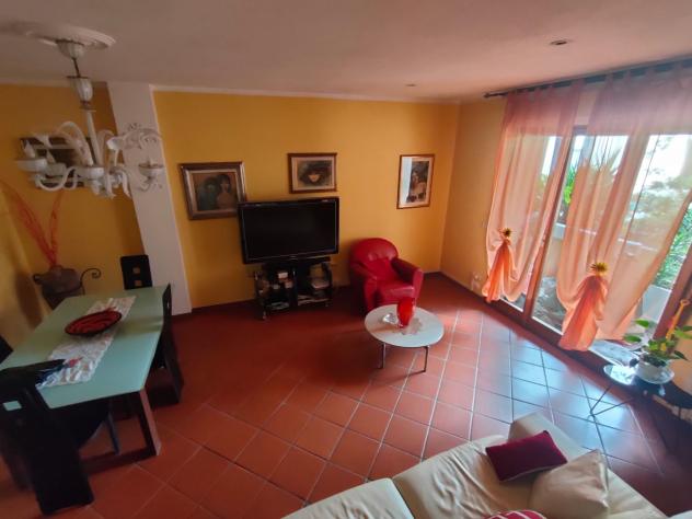 VILLA A SCHIERA di 4 vani e di 144 mq (VIAREGGIO) rif. 638 - Foto 5