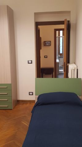 AFFITTASI CAMERA DOPPIA (ANCHE USO SINGOLA) ESCLUSIVAMENTE A STUDENTI (MASCHI) I - Foto 6