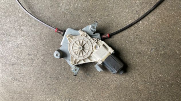Alzacristallo SX 3 porte Nissan Micra del 2007 - Foto 3