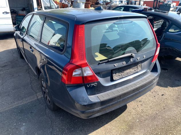 Ricambi usati Volvo V70 2009 D5244T4 2.4 D5 AWD diesel - Foto 9