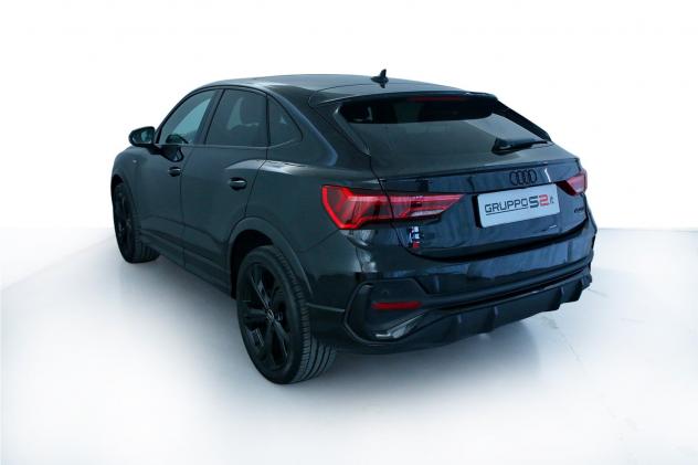 Audi Q3 Sportback 40 TDI quattro S tronic S Line Edition / Tetto Panoramico - LED Matrix - Pacchetto esterno lucido nero titanio plus Audi exclusive - Foto 6