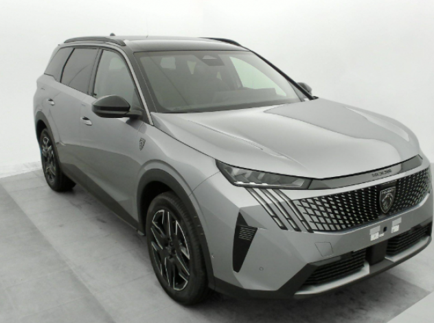 Peugeot 5008 Hybrid 145 e-DCS6 GT con Tetto Panoramico Ap.
