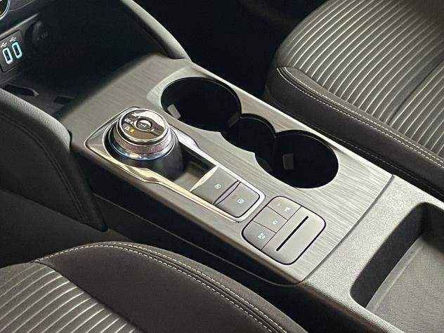 Ford Kuga 2.5 Plug In Hybrid 225 CV CVT 2WD Titanium Business - Foto 9