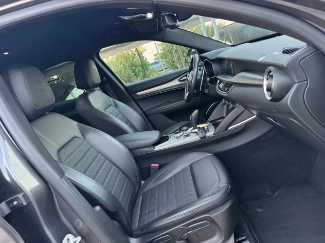 Alfa Romeo Stelvio 2.2 Turbodiesel 190 CV AT8 Q4 Sprint - Foto 9