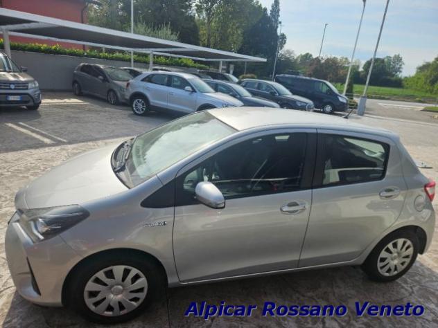 TOYOTA Yaris 1.5 Hybrid 5 porte Cool hat chback rif. 24157392 - Foto 8