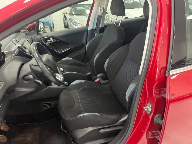 Peugeot 208 5p 1.6 e-hdi - Foto 9