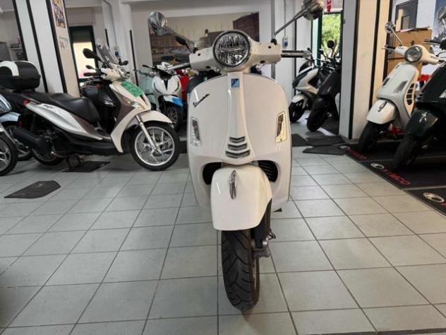 PIAGGIO Vespa GTS 300 Super GTS SUPER n.19 rif. 24133289 - Foto 3