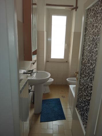 trilocale molto bello 85 mq con 2 camere da letto - Foto 6