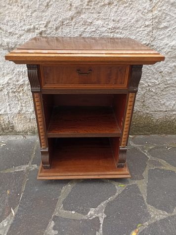 Mobiletto da ingresso in Legno, Stile Classico.