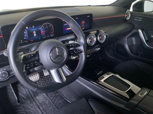 Mercedes-Benz Classe A A 200 d AMG Line Premium - Foto 8