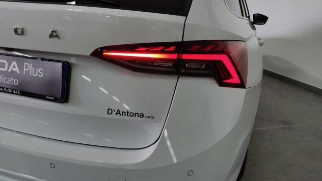 Škoda Octavia 2.0 TDI 110KW EXECUTIVE DSG - Foto 8