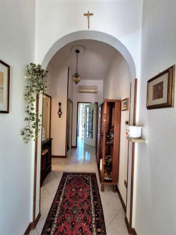 V005524 - CASA INDIPENDENTE LIBERA SU QUATTRO LATI CON GIARDINO PRIVATO - Foto 7