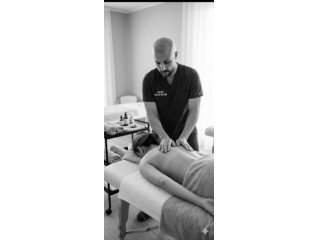 Massaggi - benessere Torino - Massaggio svedese/decontratturante/linfatico/antic Tel:3662028828