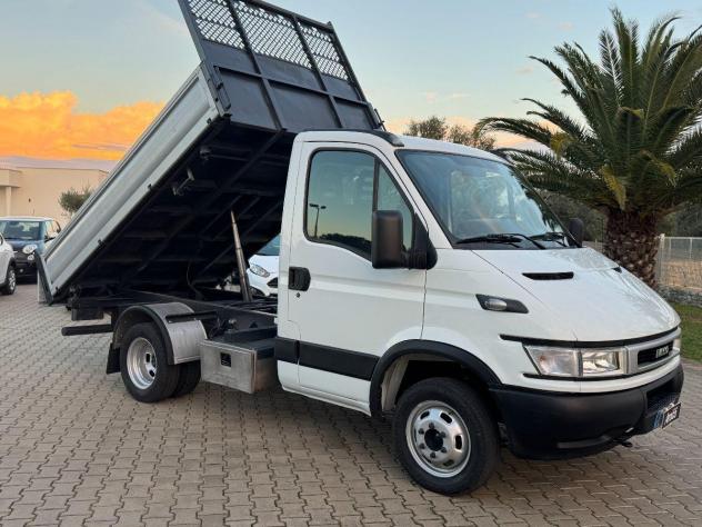 IVECO Daily 35C12 RIBALTABILE TRILATERALE NO IVA - Foto 4