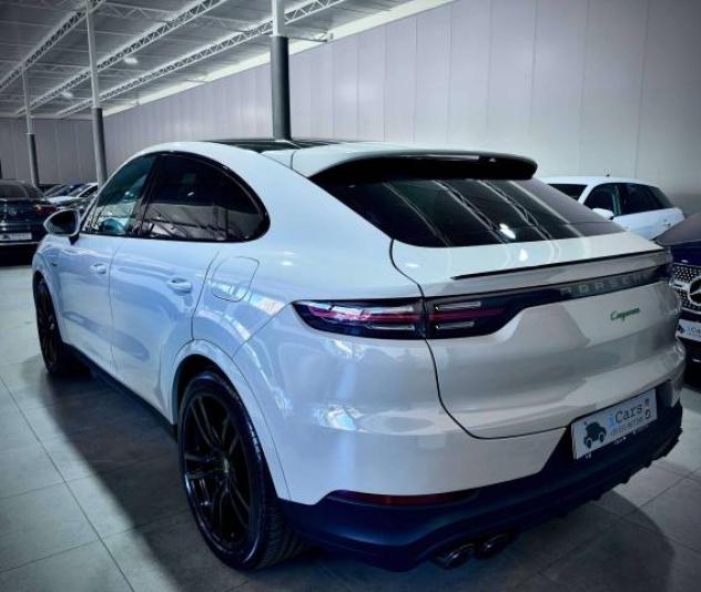 Porsche Cayenne Coupe 3.0 E-Hybrid Platinum Edition - Foto 8