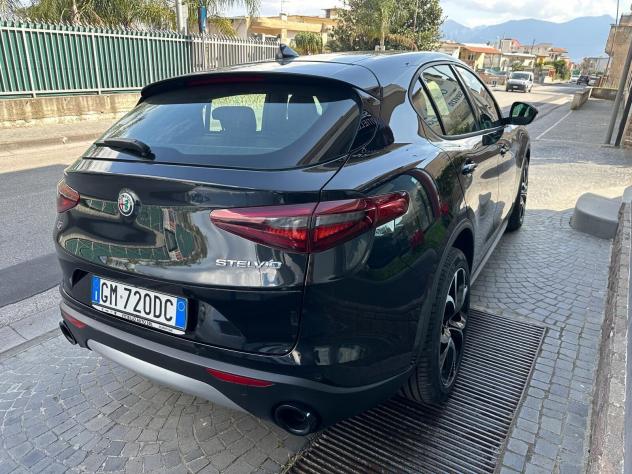 Alfa Romeo Stelvio 2.2 JTD 190 CV AT8 Q4 Business - Foto 4