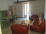 PICCOLA PALAZZINA SU TRE PIANI