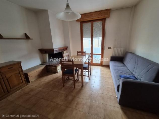 AMPIO APPARTAMENTO INDIPENDENTE CON MANSARDA, GARAGE, DUE POSTI AUTO E OLTRE 200 MQ DI SCOPERTO ESCLUSIVO - Foto 3