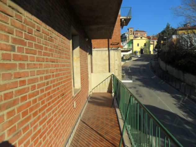 trilocale molto bello 85 mq con 2 camere da letto - Foto 8