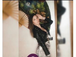 Amore e incontri Giugliano in Campania - Ragazza napoletana Tel:3793606634