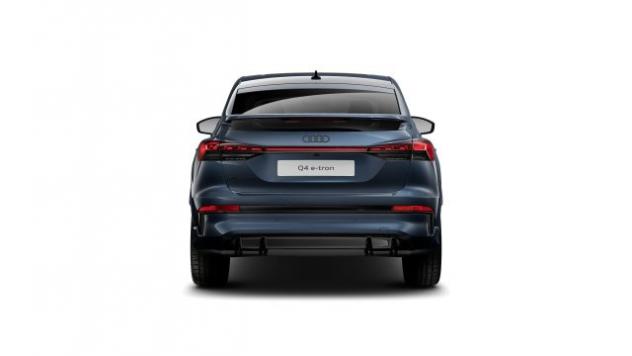 AUDI e-tron Audi Q4 Sportback Business performance 210,00 kW rif. 24057992 - Foto 4