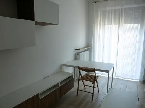 Bilocale ristrutturato nuovo balcone Lorenteggio - Foto 8